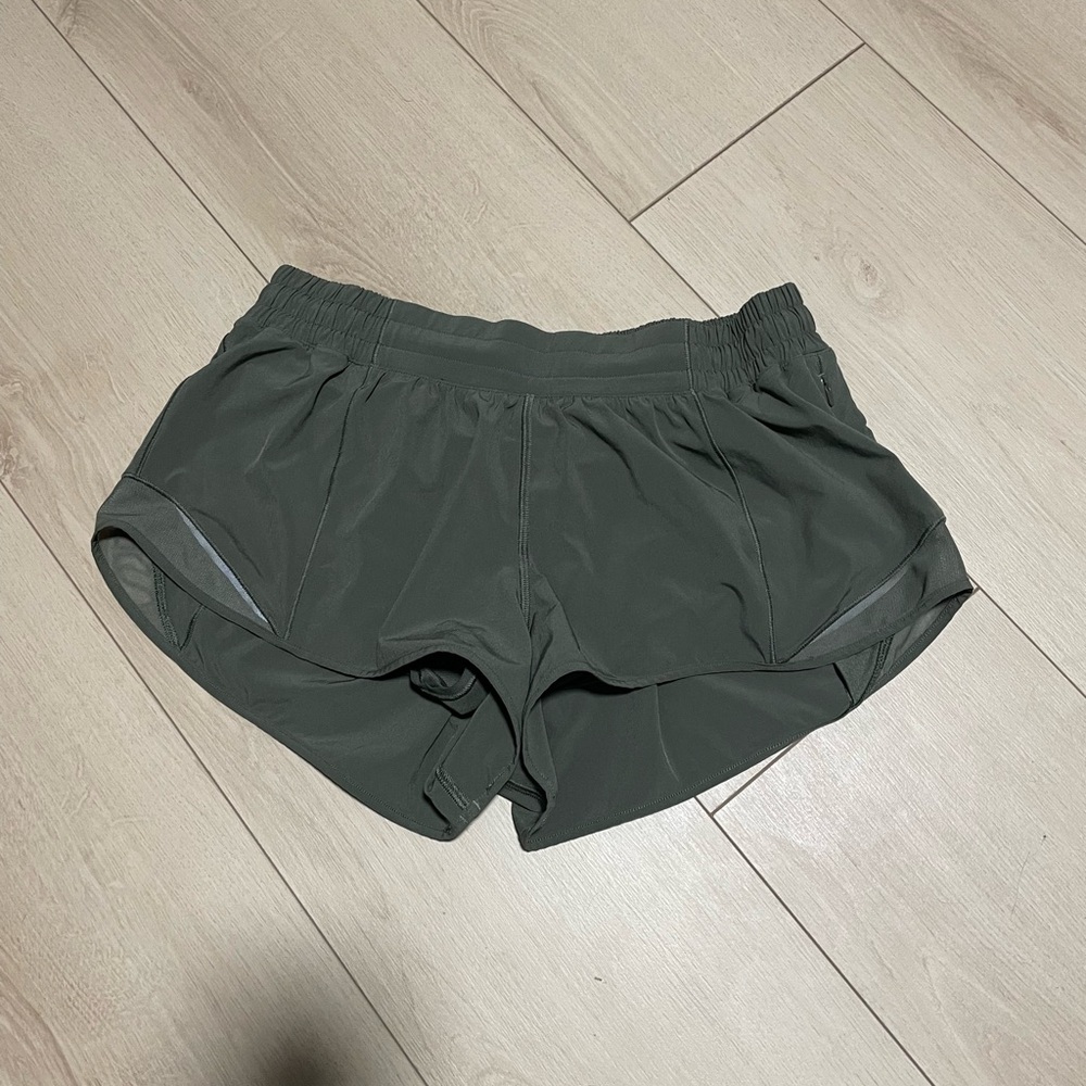 Lululemon hotty hot high rise shorts